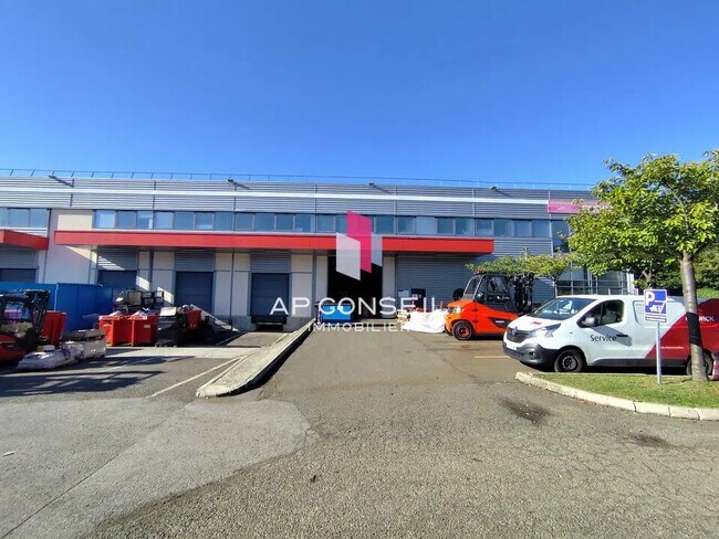 Plus de détails pour Bureau, Industriel/Logistique à louer