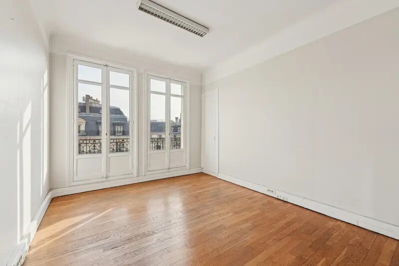 25 Avenue De L'Opera, Paris à louer - Photo de l’immeuble – Image 2 sur 14