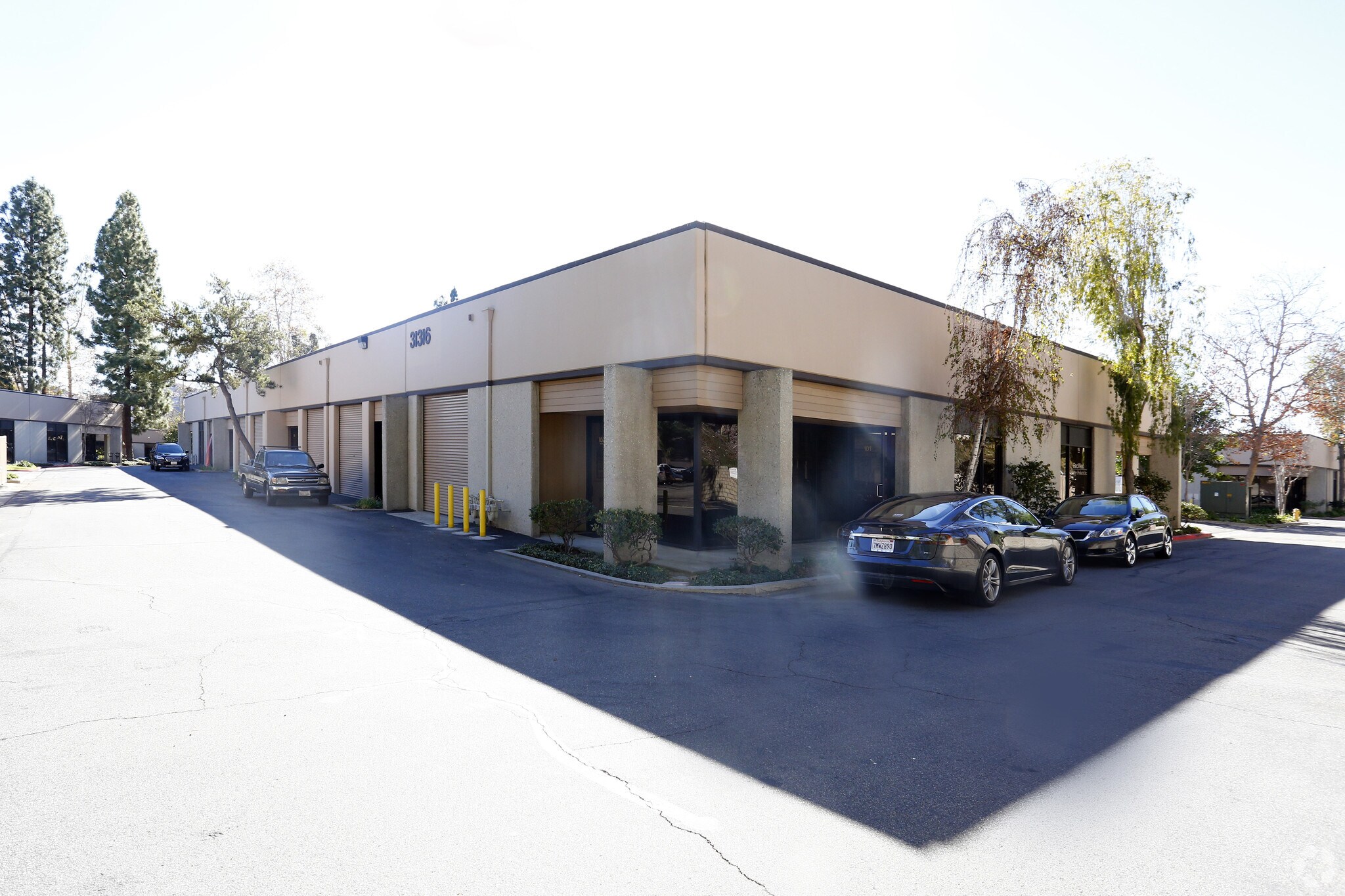 31316 Via Colinas, Westlake Village, CA à louer Photo principale– Image 1 sur 5