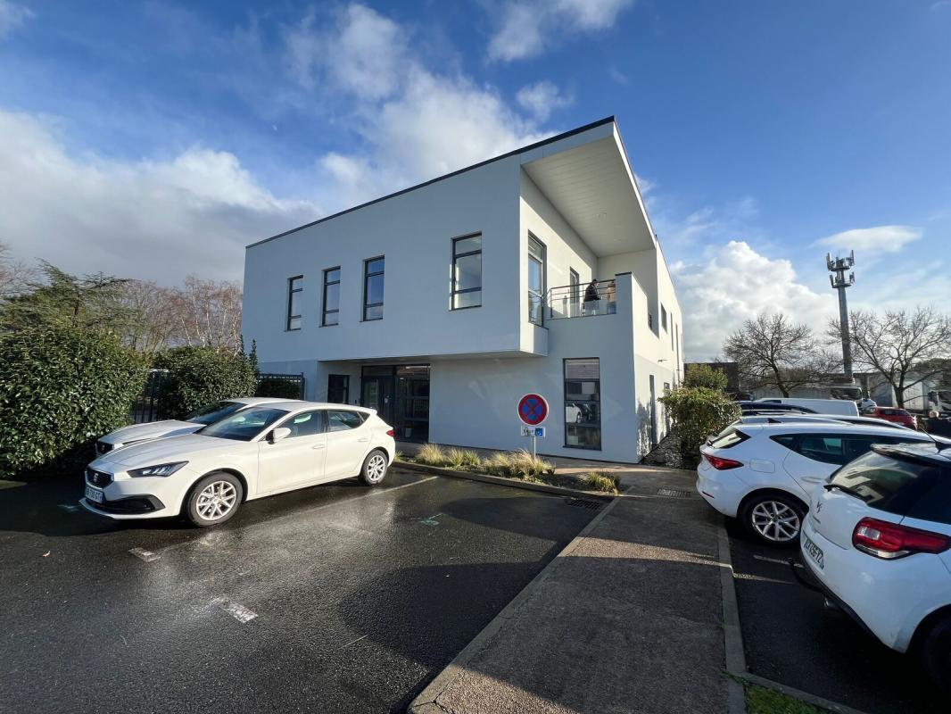 18 Rue Du Bignon, Les Sorinières à louer Photo de l’immeuble– Image 1 sur 14