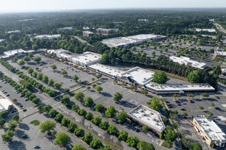 213-450 Crossroads Blvd, Cary, NC - Vue aérienne  vue de carte - Image1