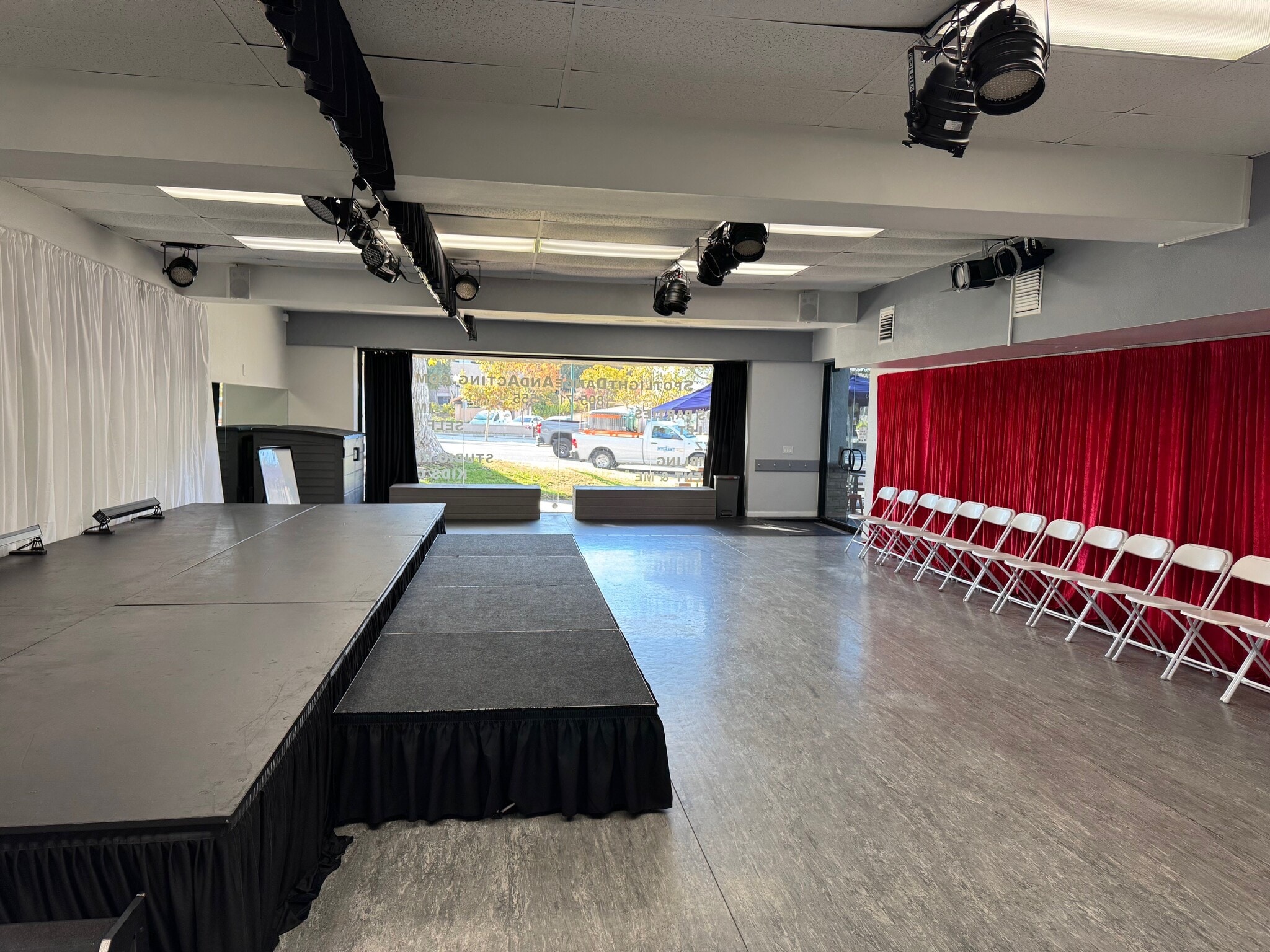 1655 Thousand Oaks Blvd, Thousand Oaks, CA à louer Photo intérieure– Image 1 sur 8