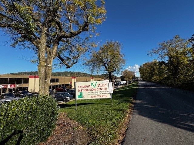 4200 1st Ave, Nitro, WV à vendre - Photo de l’immeuble – Image 3 sur 22