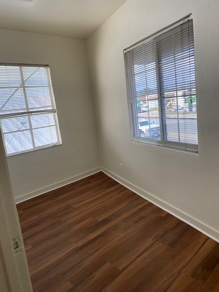 1250-1272 Fremont Blvd, Seaside, CA à louer - Photo de l’immeuble – Image 3 sur 12