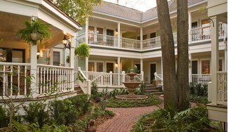 Plus de détails pour 614 Ash St, Fernandina Beach, FL - Hôtellerie à vendre