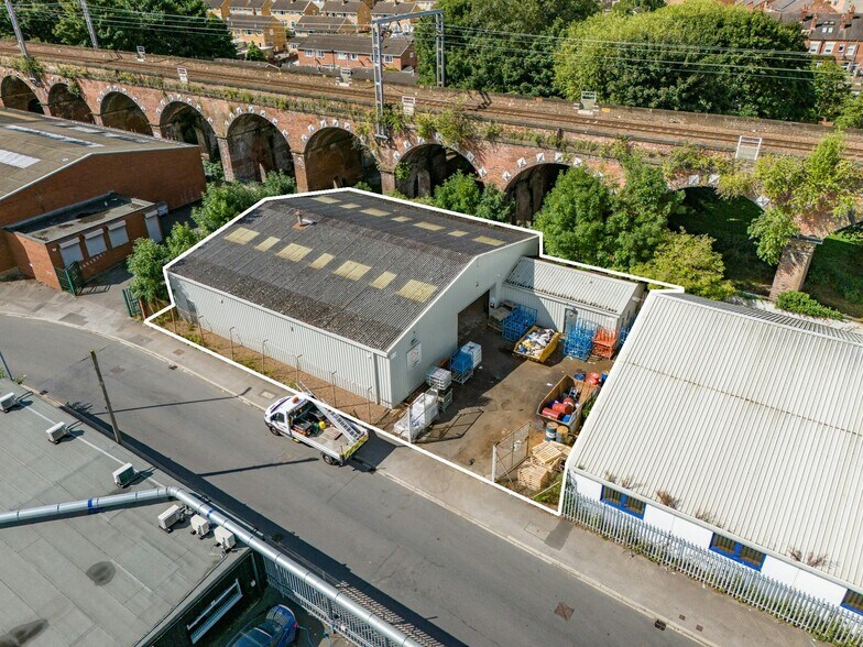 1 Tadman St, Wakefield à louer - Photo de l’immeuble – Image 2 sur 12