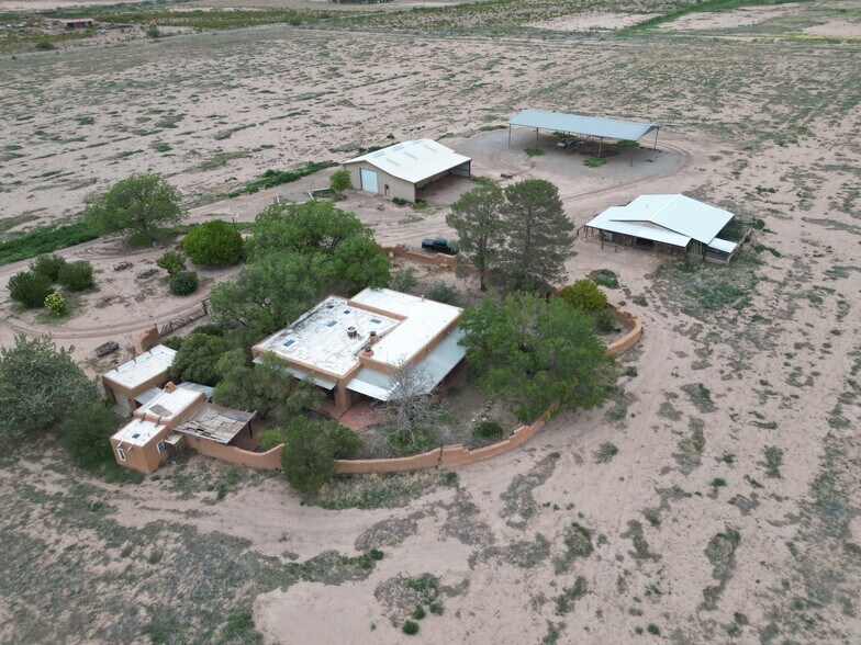 755 Riata Rd, Tularosa, NM à vendre - Photo de l’immeuble – Image 2 sur 60