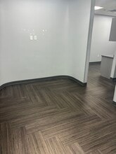 13500 Midway Rd, Farmers Branch, TX à louer Photo intérieure– Image 1 sur 8