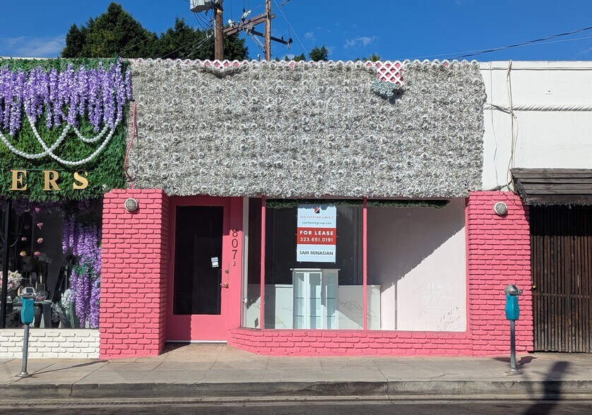 8801-8807 Santa Monica Blvd, West Hollywood, CA à louer - Photo de l’immeuble – Image 2 sur 3