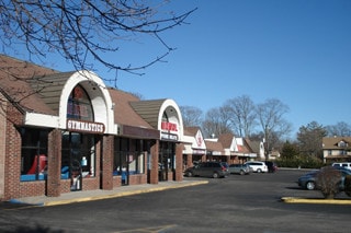 Plus de détails pour 579-601 Montauk Hwy, Oakdale, NY - Local commercial à louer