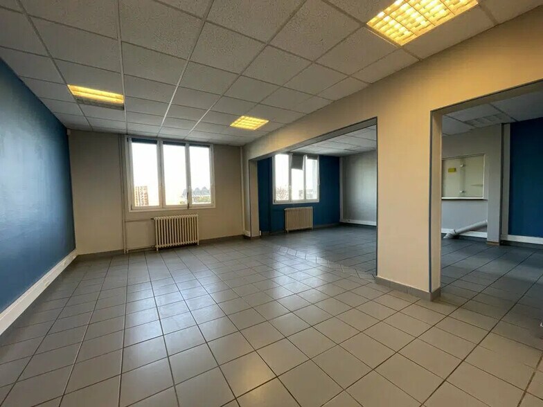 Bureau dans Le Havre à louer - Photo de l’immeuble – Image 2 sur 6
