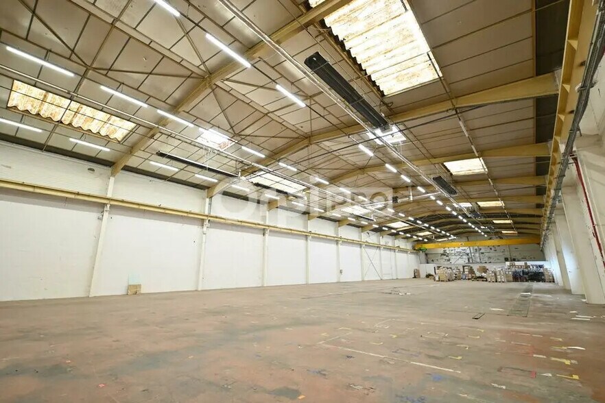 Bureau dans Miribel à louer - Photo intérieure – Image 2 sur 10