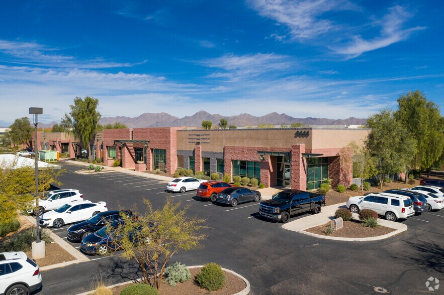 8444 N 90th, Scottsdale, AZ à louer - Photo de l’immeuble – Image 2 sur 8