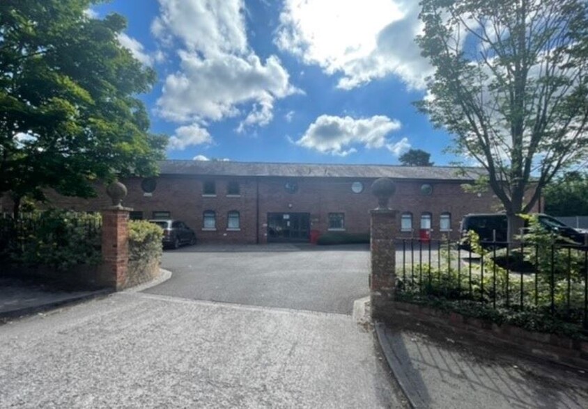 283 Ashley Rd, Altrincham à louer - Photo de l’immeuble – Image 2 sur 3