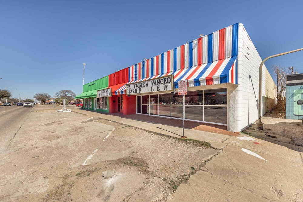 1607-1609 University Ave, Lubbock, TX à louer Photo de l’immeuble– Image 1 sur 17