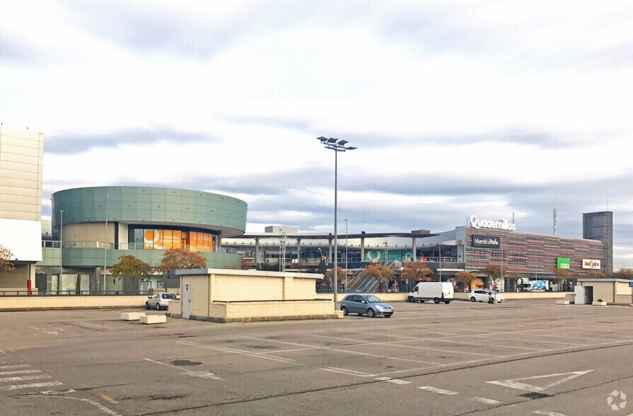 Calle Don Juan Tenorio, 3, Alcalá de Henares, Madrid à louer - Photo de l’immeuble – Image 2 sur 4