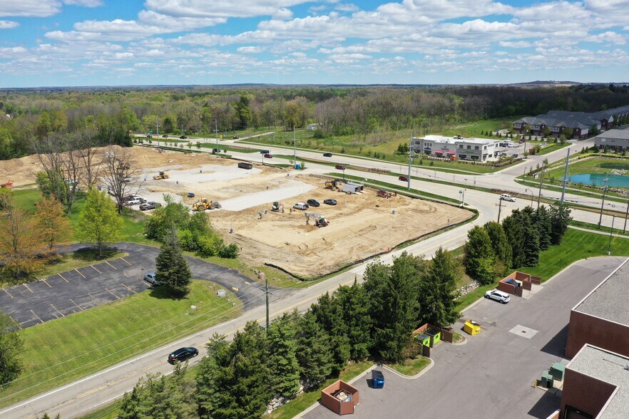 4790 Baldwin Rd, Orion Township, MI à vendre - Photo de l’immeuble – Image 3 sur 6