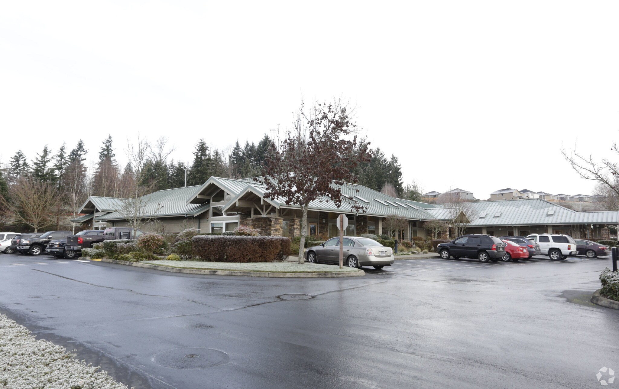 11102 Sunrise Blvd E, Puyallup, WA à louer Photo de l’immeuble– Image 1 sur 12