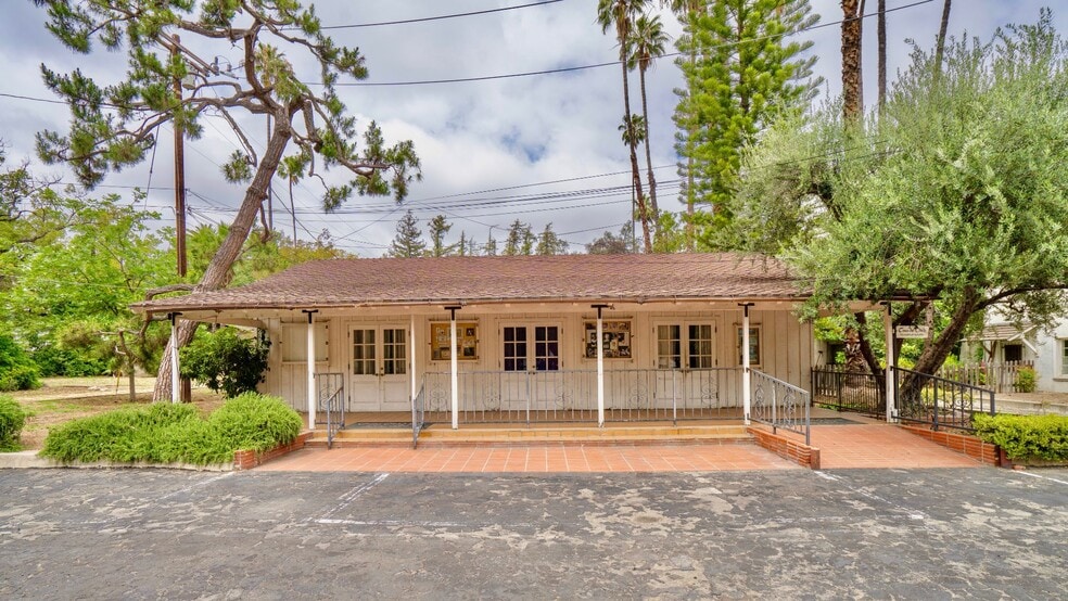 315 E 4th St, Ontario, CA à vendre - Photo de l’immeuble – Image 2 sur 34