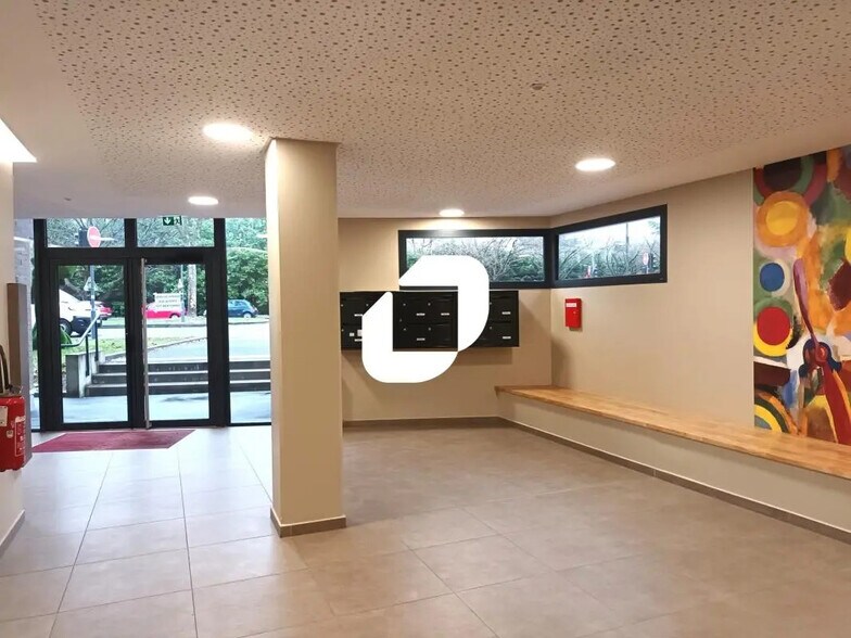 Bureau dans Marcq-en-Baroeul à louer - Photo de l’immeuble – Image 3 sur 6