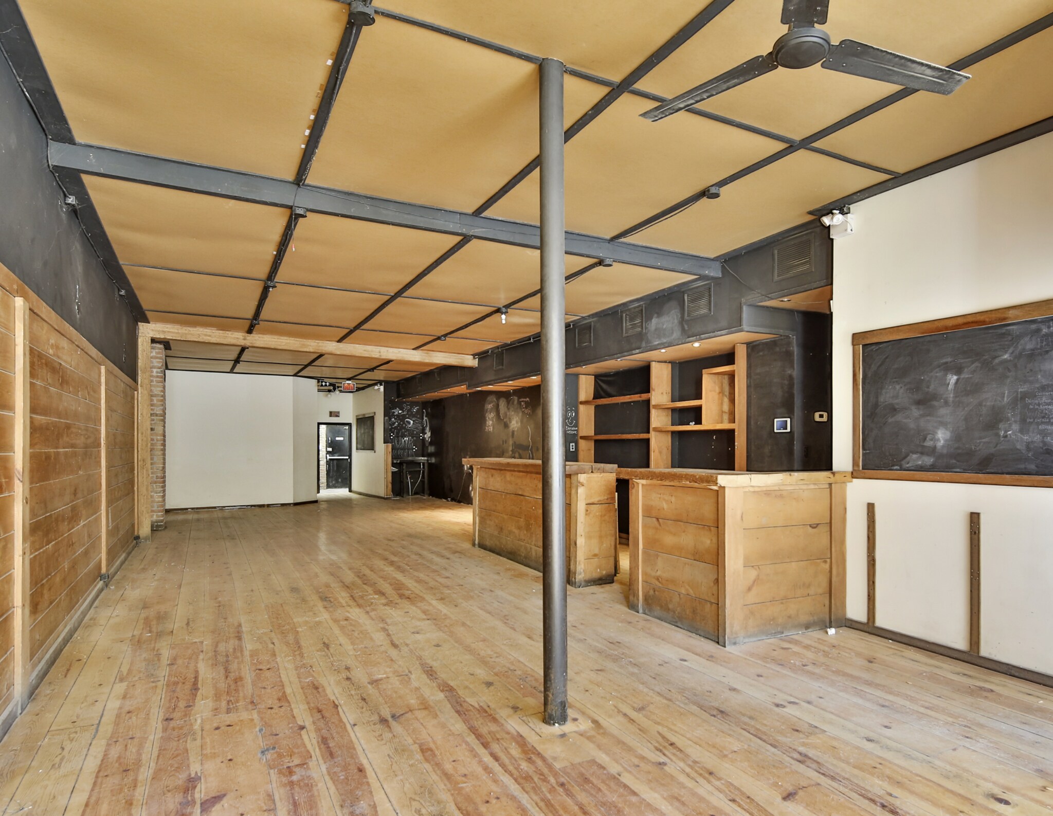 1494 Rue Ontario E, Montréal, QC à louer Photo de l’immeuble– Image 1 sur 6
