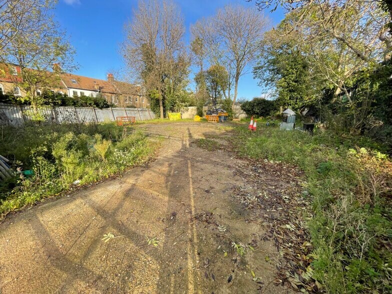 6 Overdale Rd, Londres à vendre - Photo de l’immeuble – Image 3 sur 4