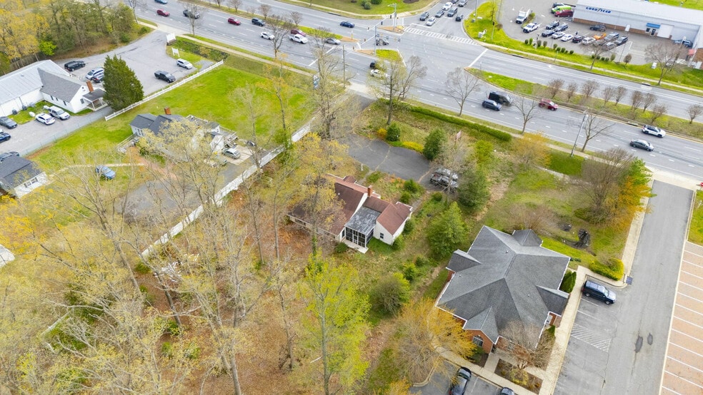 22870 Three Notch Rd, California, MD à vendre - Photo principale – Image 1 sur 4