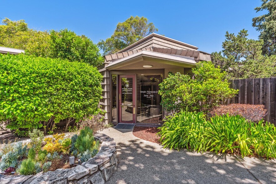 1802 San Miguel Dr, Walnut Creek, CA à vendre - Photo principale – Image 1 sur 45