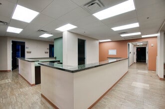 16222 N 59th Ave, Glendale, AZ à vendre Photo intérieure– Image 2 sur 2