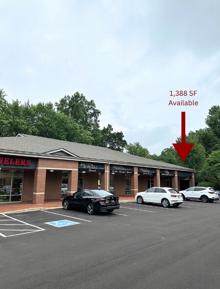 4505 Shelbyville Rd, Louisville, KY à louer - Photo de l’immeuble – Image 3 sur 3