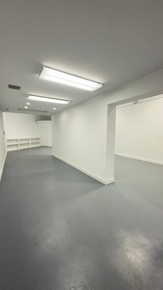 4444 SW 71st Ave, Miami, FL à louer - Photo intérieure – Image 3 sur 8