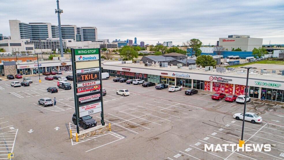 1820 W Mockingbird Ln, Dallas, TX à louer - Photo principale – Image 1 sur 4