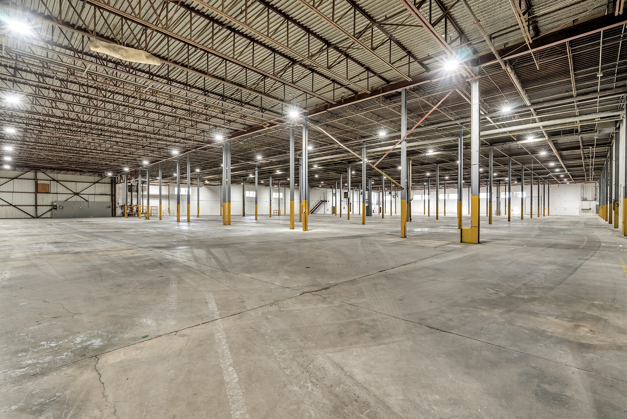 700 Wallrich Av, Cornwall, ON à louer Photo intérieure– Image 1 sur 6