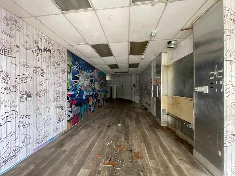 10009 Astoria Blvd, East Elmhurst, NY à louer - Photo de l’immeuble – Image 2 sur 8