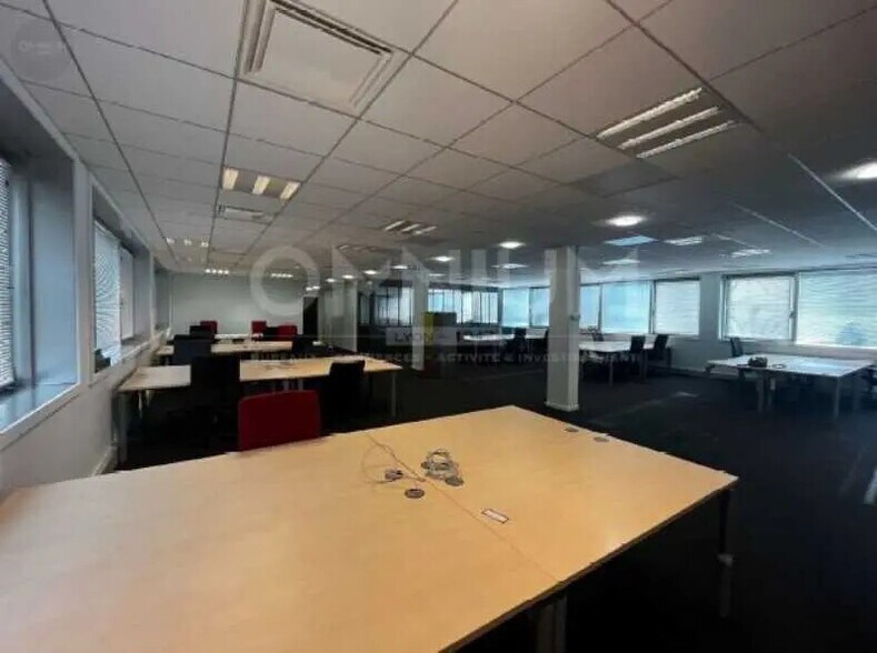 Bureau dans Écully à louer - Photo intérieure – Image 2 sur 3