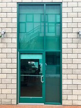 1300 Factory Pl, Los Angeles, CA à louer Photo de l’immeuble– Image 2 sur 6