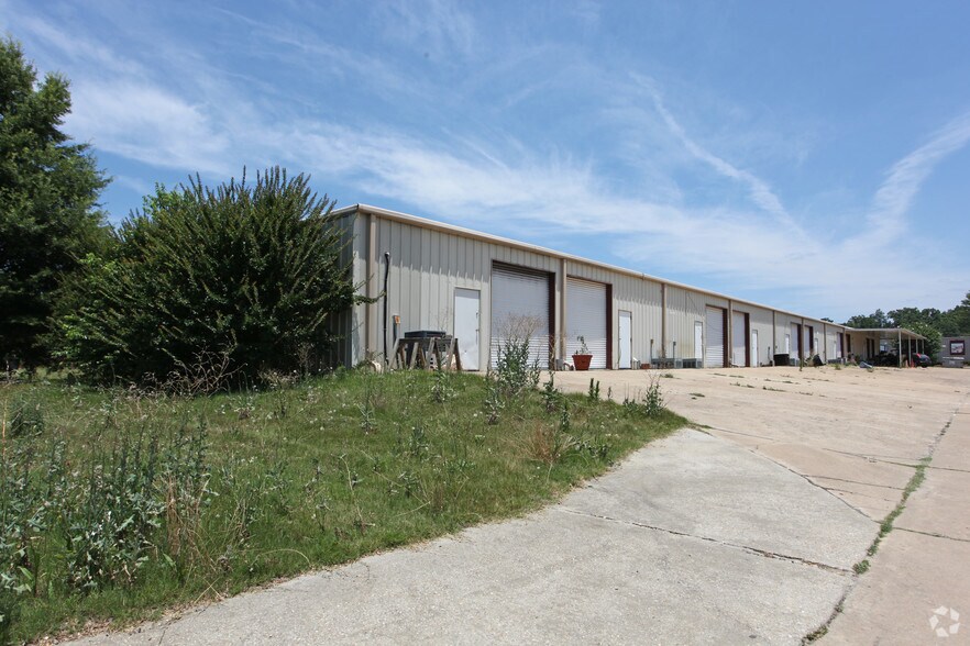 2304-2322 Wall St, Millbrook, AL à louer - Photo de l’immeuble – Image 3 sur 4