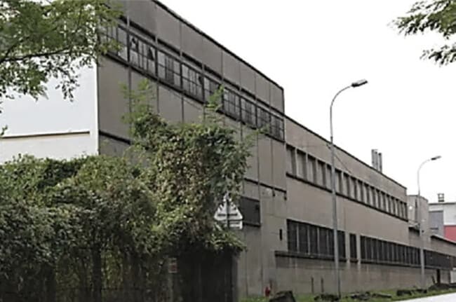 Plus de détails pour Local d'activités à louer