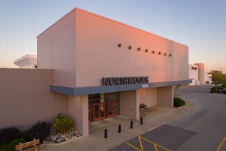 Plus de détails pour 2200 W War Memorial Dr, Peoria, IL - Local commercial à louer