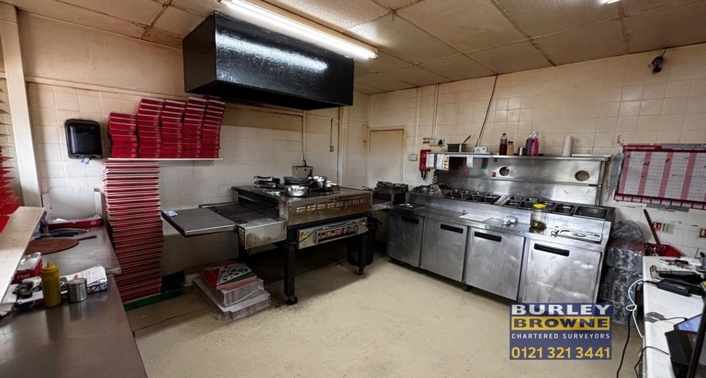 Watling St, Tamworth, STS B77 5BZ - Lot 19 -  - Photo intérieure - Image 1 of 6