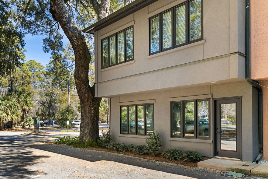 17 Executive Park Dr, Hilton Head Island, SC à louer - Photo de l’immeuble – Image 2 sur 3