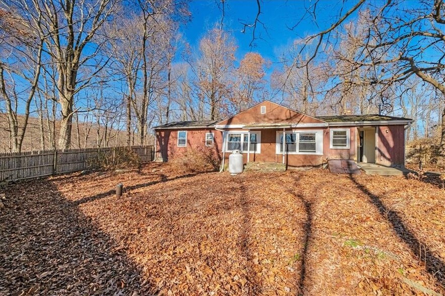 174 Pudding St, Putnam Valley, NY à vendre - Photo de l’immeuble – Image 3 sur 18