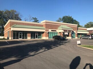 Plus de détails pour 8913-8923 Veterans Memorial Pky, O'Fallon, MO - Local commercial à louer