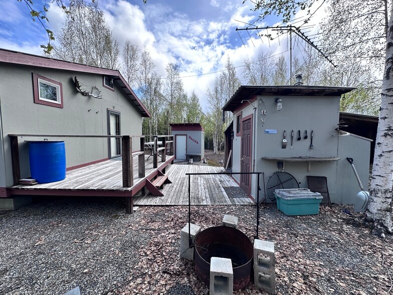 4835 Himilaya rd, Fairbanks, AK à vendre - Photo principale – Image 1 sur 27