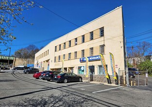 202-212 Riggs Rd NE, Washington, DC à louer Photo de l’immeuble– Image 1 sur 1