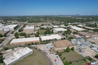 4240 Bronze Way, Dallas, TX - Vue aérienne  vue de carte