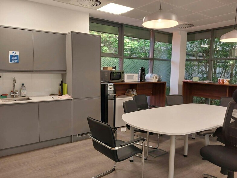 Switchback Office Park, Gardner Road, Maidenhead à louer - Photo de l’immeuble – Image 2 sur 6