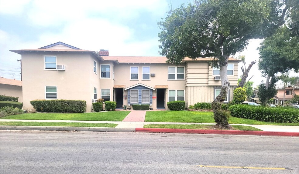 13801 Christine Dr, Whittier, CA à vendre - Photo de l’immeuble – Image 3 sur 9
