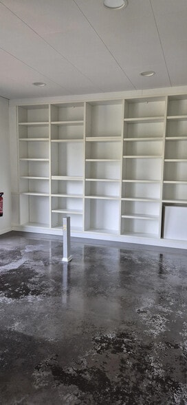 Bureau dans Chazay-d'Azergues à louer - Photo de l’immeuble – Image 3 sur 5