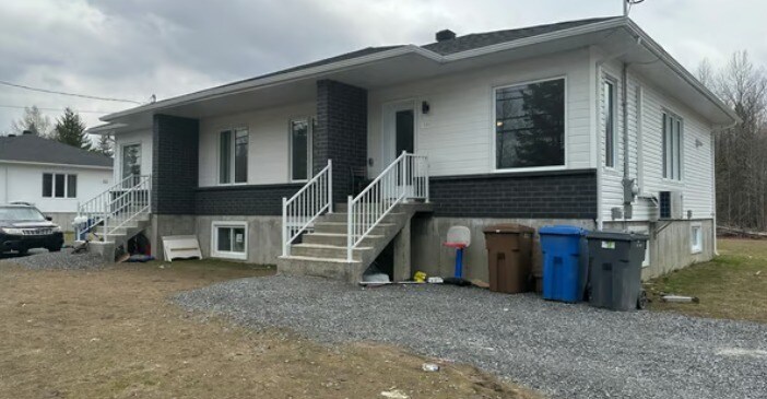 3340-3368 Rang Du Cordon, Saint-alexis-de-montcalm, QC à vendre - Photo de l’immeuble – Image 3 sur 3